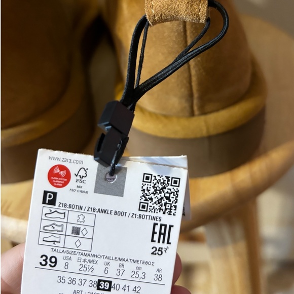 Zara brown real suede leather and fleece flat ankle boots NWT - Picture 6 of 10